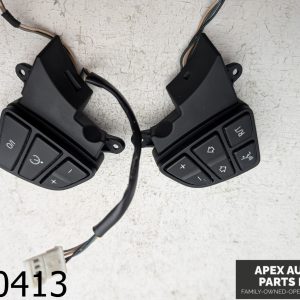 OEM 2005 BMW X3 3.0L STEERING WHEEL CRUISE AUDIO CONTROL SWITCH