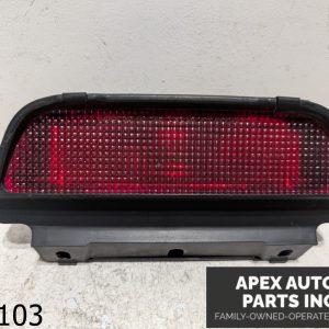 OEM 2005 Honda Element REAR THIRD BRAKE LIGHT LAMP 3RD STOP LIGHT BRAKE LIGHT