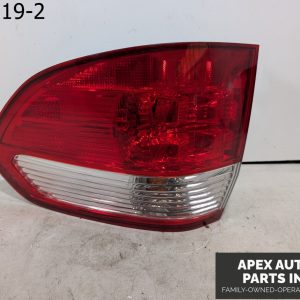 OEM 2005 Honda Odyssey 3.5L Rear Brake Tail Light / Lamp Assembly PASSENGER SIDE