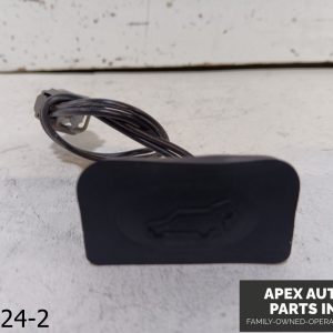 OEM 2006-2010 Jeep Commander 3.7L Lock Tailgate Trunk Release Switch Button