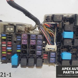OEM 2006-2011 Mazda 5 Mazda5 2.3L FUSE BOX RELAY C23566760