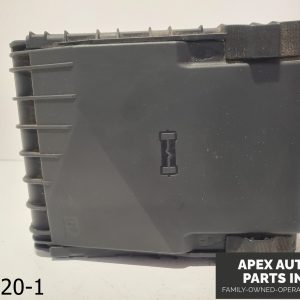 OEM 2006-2011 Volkswagen Eos 2.0L Fuse & Relay Junction Box 1K0-937-124-P