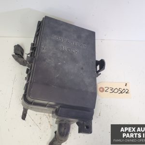 OEM 2007 2008 2009 2010 2011 2012 KIA RONDO Fuse Relay Block Box Engine Bay