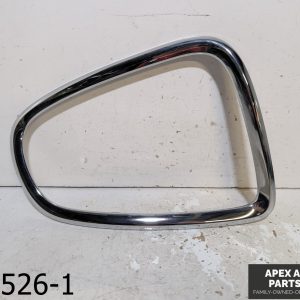 OEM 2007-2010 Mini Cooper 1.6L Rear Right Tail Light Lamp Taillight Trim Ring