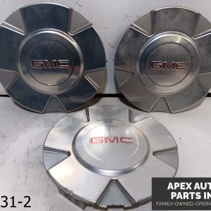 OEM 2007-2012 GMC Acadia 3.6L center cap set of 3