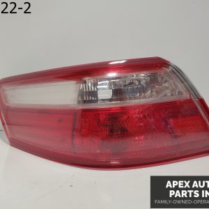 OEM 2007 Toyota Camry 3.5L Hybrid Left Driver Side Tail Light