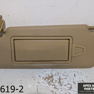 OEM 2008-2011 Mercedes C300 3.0L Driver Sun Visor Illuminated