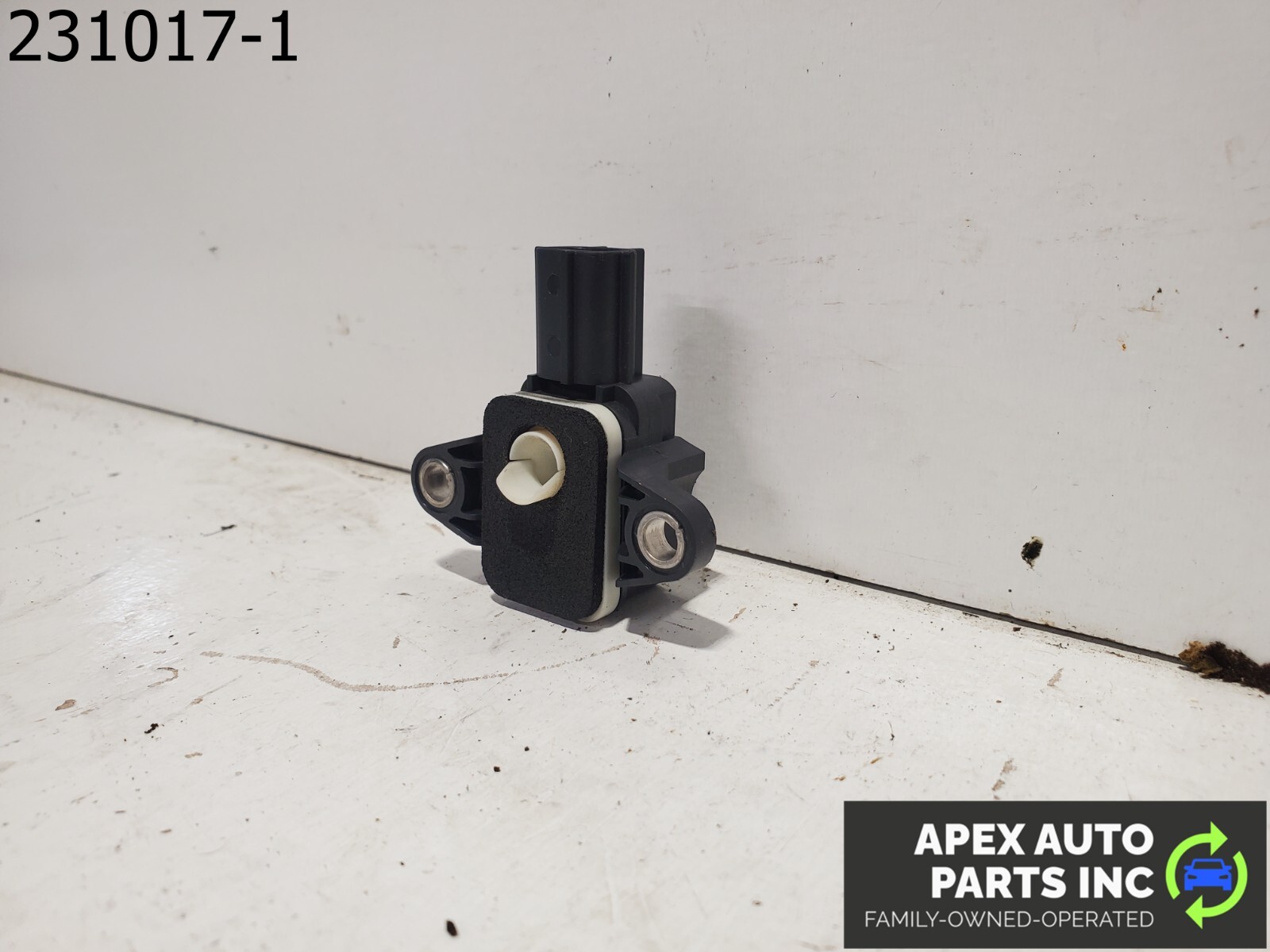 OEM 2008 Audi A4 CRASH IMPACT SENSOR FRONT RIGHT - Image 8