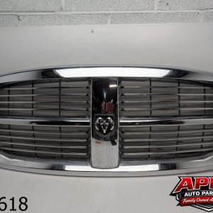 OEM 2008 Dodge Ram 1500 5.7L Chrome Front Grille