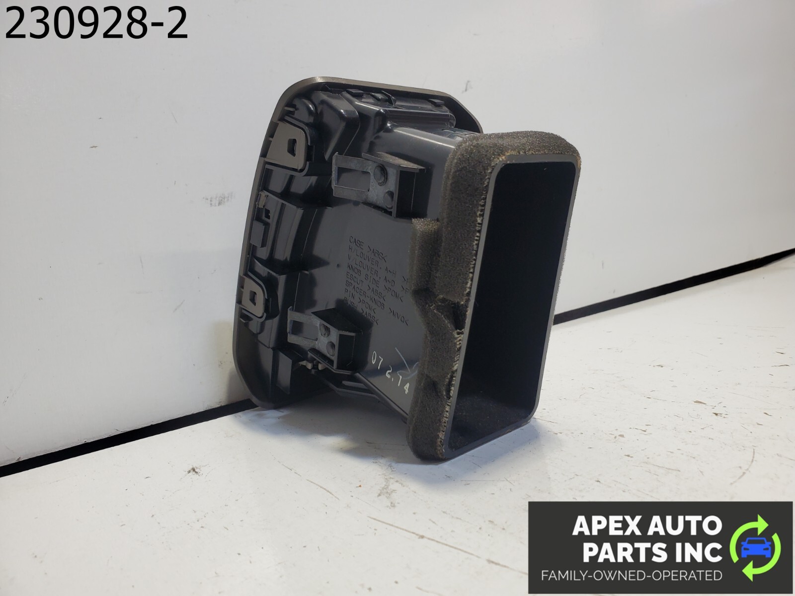 OEM 2008 Nissan Altima Right Side Dash Air Vent Outlet Grille Duct 68760-JA00A - Image 8