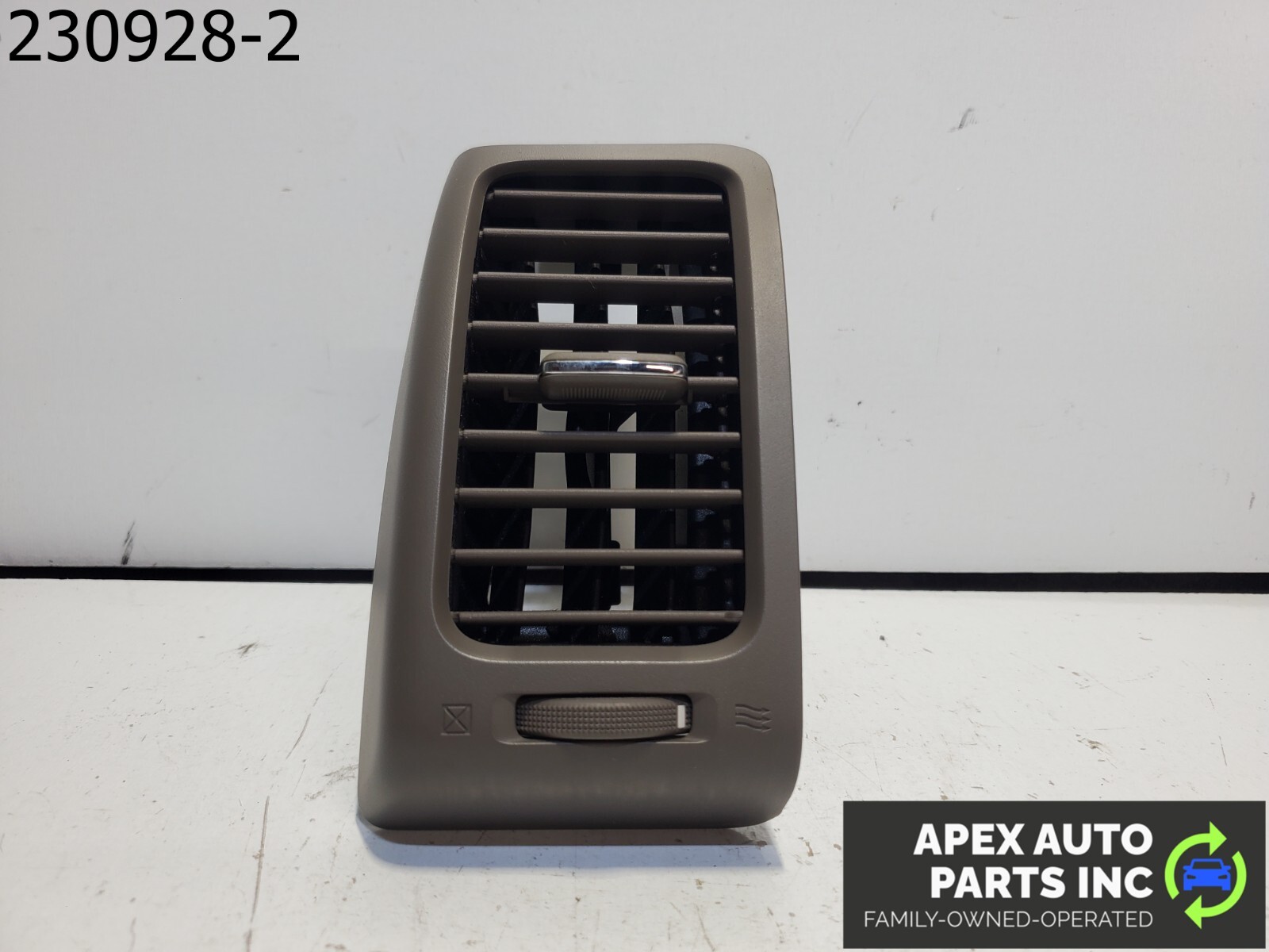OEM 2008 Nissan Altima Right Side Dash Air Vent Outlet Grille Duct 68760-JA00A