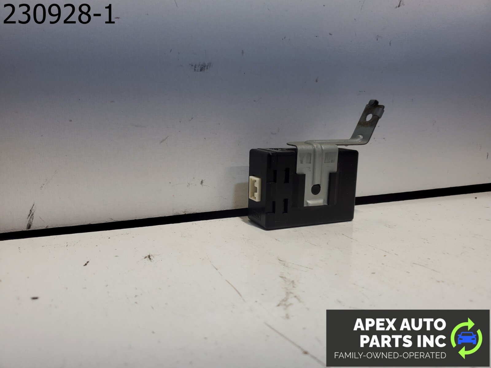 OEM 2008 Nissan Altima TPMS Tire Pressure Module 40740JA00A - Image 3