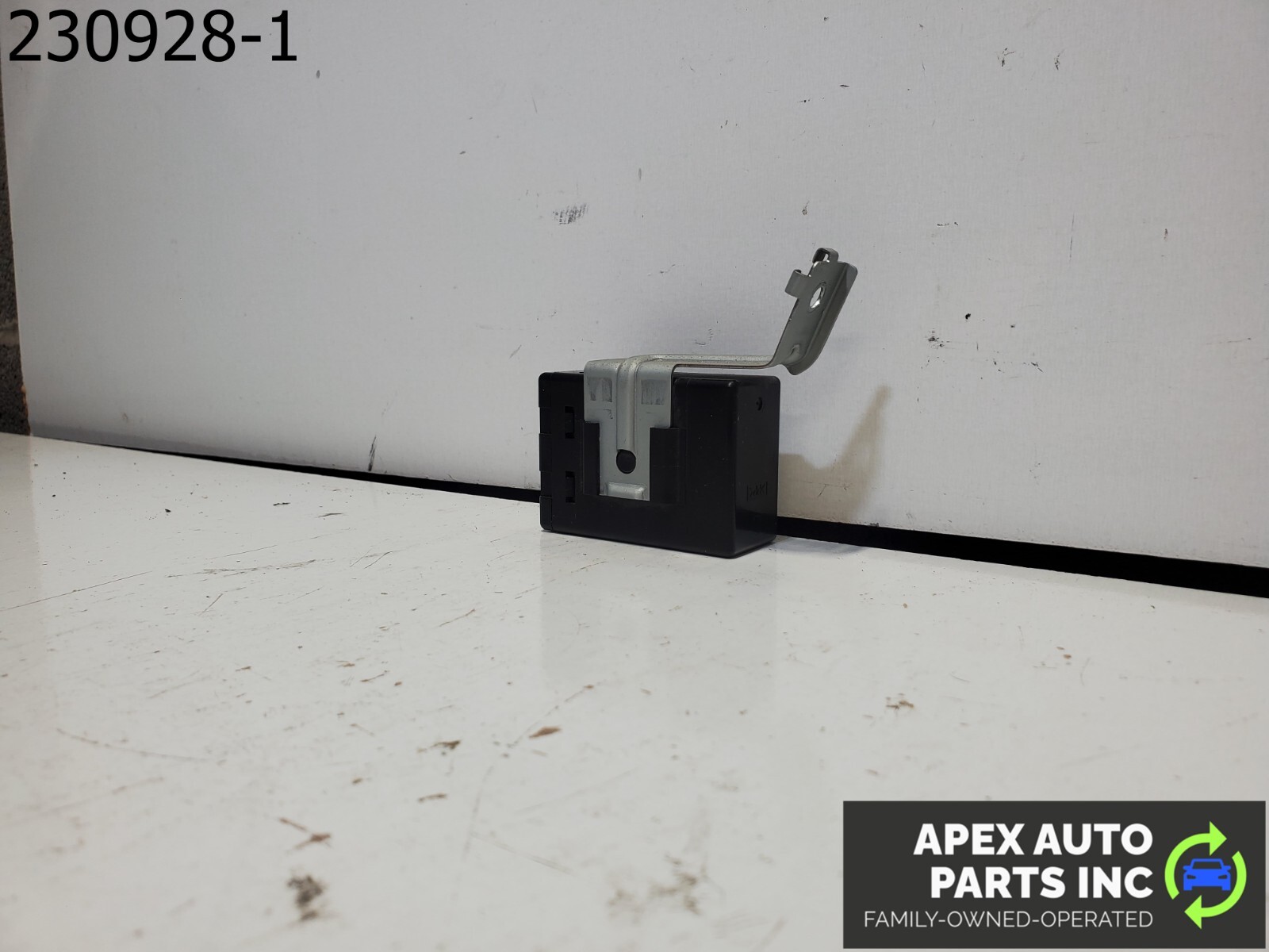 OEM 2008 Nissan Altima TPMS Tire Pressure Module 40740JA00A - Image 4