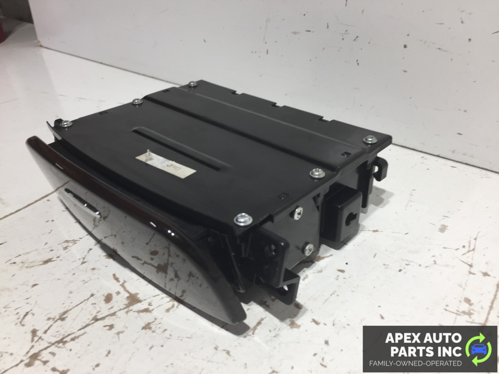 OEM 2009 2010 2011 2012 Hyundai Santa Fe Wood Grain Ash Tray / Ashtray - Image 4