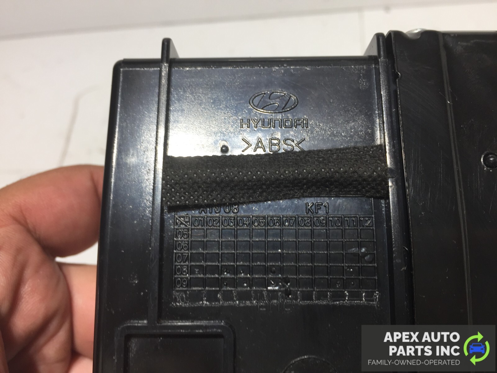 OEM 2009 2010 2011 2012 Hyundai Santa Fe Wood Grain Ash Tray / Ashtray - Image 8