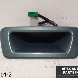 OEM 2009 GMC Acadia 3.6L Rear Lifgate Tailgate Opener Exterior Handle 25948866