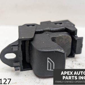 OEM 2009 Land Rover LR2 3.2L FRONT RIGHT PASSENGER SIDE DOOR WINDOW SWITCH