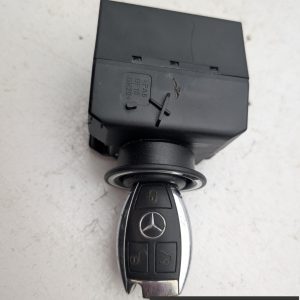 OEM 2009 Mercedes E320 3.0L Automatic Trans. Ignition Switch w/ Key Assy.