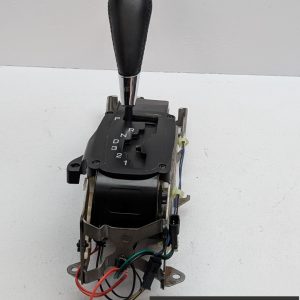 OEM 2010 Cadillac DTS 4.6L Floor Automatic Knob Shifter Gear Indicator Assembly