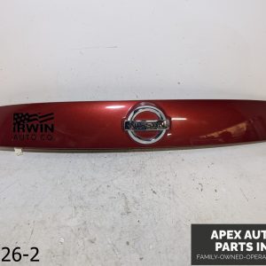 OEM 2011-2014 Nissan Juke 1.6L REAR TRUNK LID HATCH FINISH PANEL TRIM MOULDING