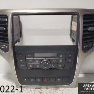 OEM 2011-2021 Jeep Grand Cherokee 5.7L  RADIO 8.4" Bezel A/C CLIMATE CONTROL