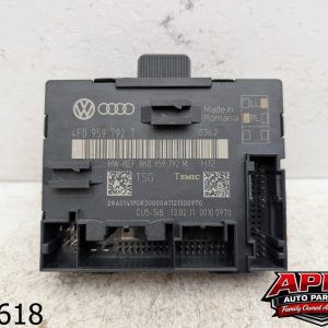 OEM 2011 Audi Q7 3.0L Front Right Passenger Door Control Module