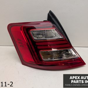 OEM 2013-2019 Ford Taurus 3.5L Left Driver Side Tail Light Assembly