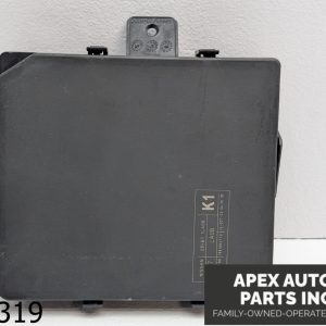 OEM 2013 Infiniti QX56 5.6L Engine Fuse Box Relay Junction Block Panel