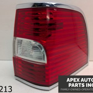 OEM 2013 Lincoln Navigator 5.4L Tail Light Passenger Right Side Outer