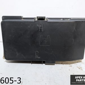 OEM 2015-2017 Chrysler 200 2.4L ENGINE POWER DISTRIBUTION FUSEBOX FUSE RELAY BOX