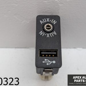 OEM 2016 BMW 528i xDrive 2.0L Aux-In USB Charge Port