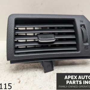 OEM 2016 Nissan Quest 3.5L FRONT RIGHT AIR VENT TRIM BEZEL