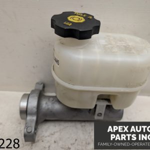 OEM 2017 Chevrolet Silverado 1500 5.3L Brake Master Cylinder Reservoir