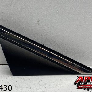 OEM 2018 Hyundai Sonata 2.4L Fender Pillar Corner Molding Chrome Right Side
