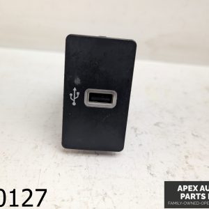 OEM 2019 Ford Explorer Electronic Radio Audio Stereo USB Media Input Port HUB