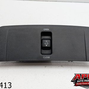 OEM 2019 Nissan Altima 2.5L  Roof Center Console Overhead Light Sunroof Control