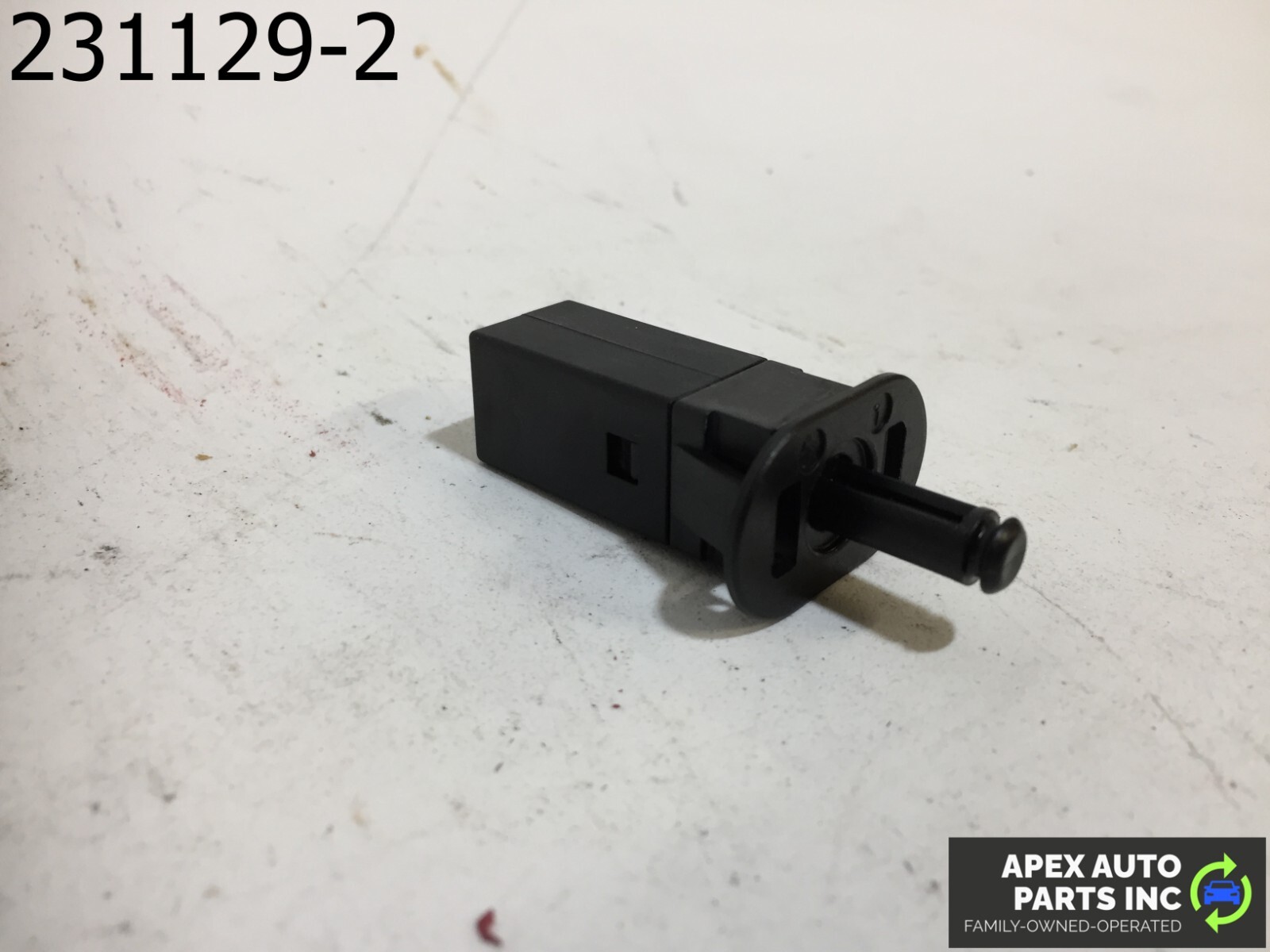 OEM BMW 745Li 2003 Glove BOX Light Switch 1388277 - Image 3