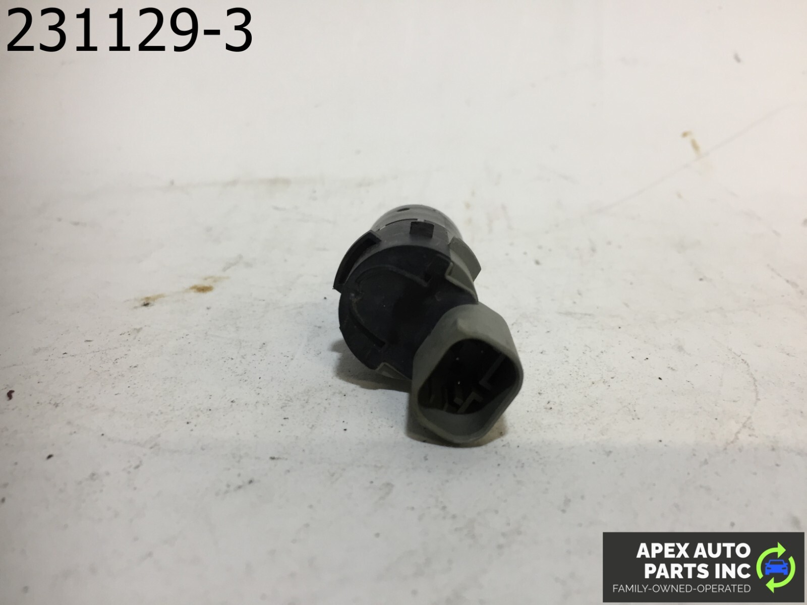 OEM BMW 745Li 2003 Parking Distance Control Sensor OEM - Image 5