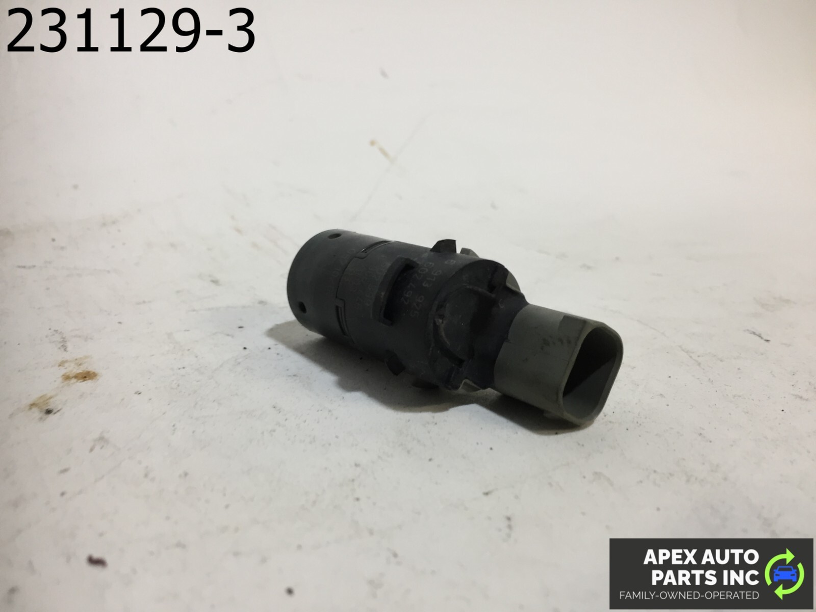 OEM BMW 745Li 2003 Parking Distance Control Sensor OEM - Image 6