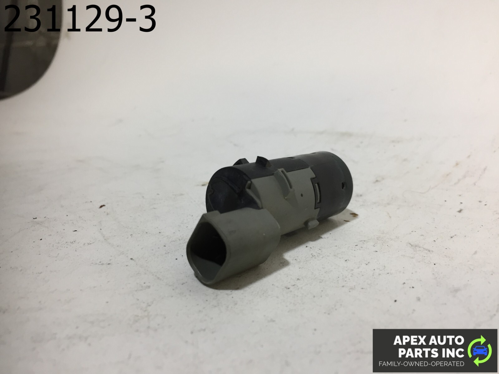 OEM BMW 745Li 2003 Parking Distance Control Sensor OEM - Image 7