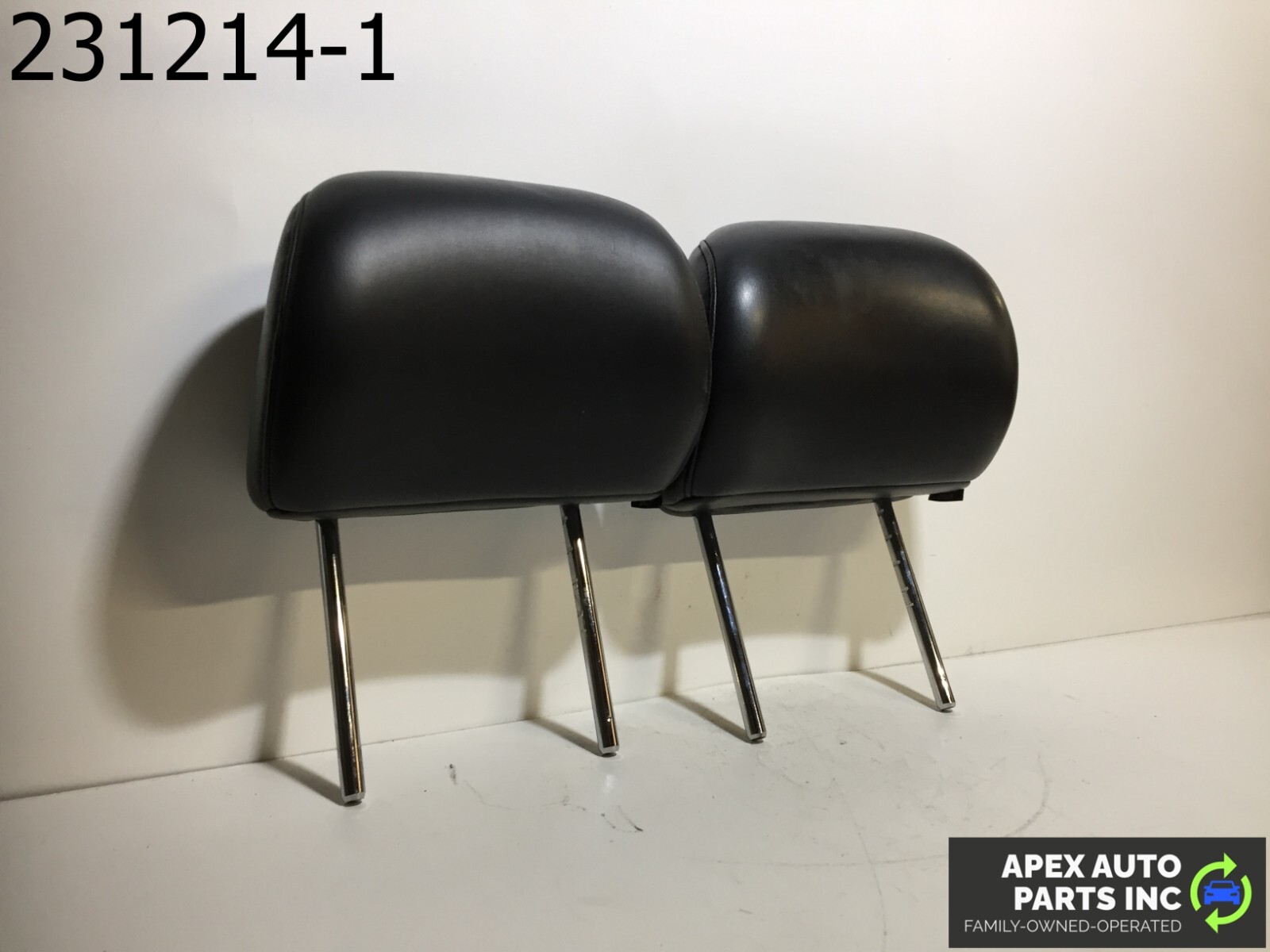 OEM Infiniti G35 2004 FRONT LEFT & RIGHT SIDE SEAT HEADREST SET OF 2 - Image 3