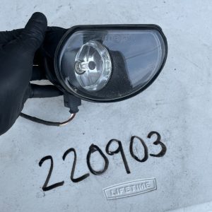 PASSENGER FRONT FOG LIGHT LAMP RIGHT AUDI A3 RH 06 - 08 OEM 24696800