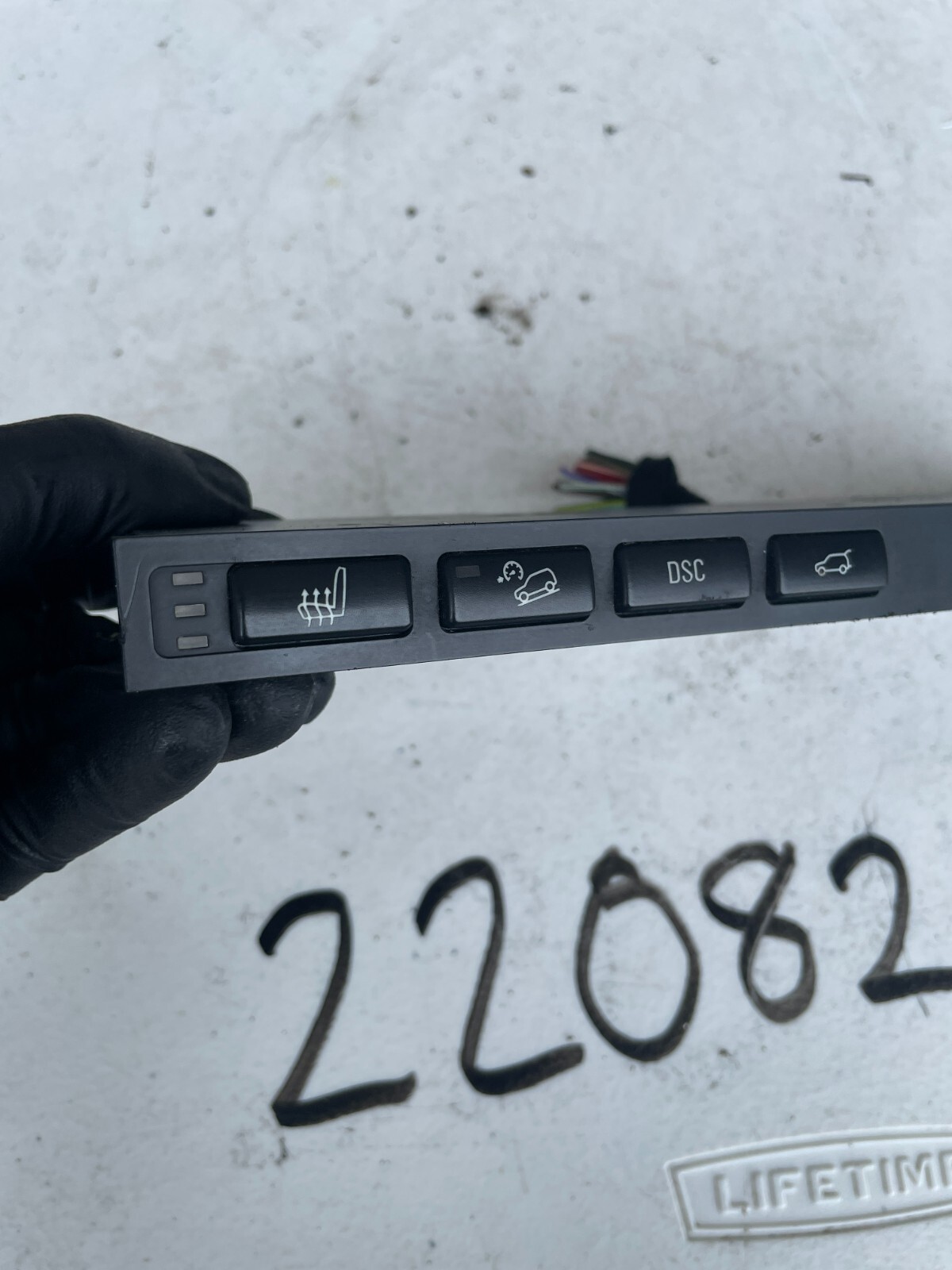 2000-2006 BMW E53 X5 CENTER CONSOLE HEATED SEAT DSC TAIL GATE TRUNK SWITCH OEM - Image 3