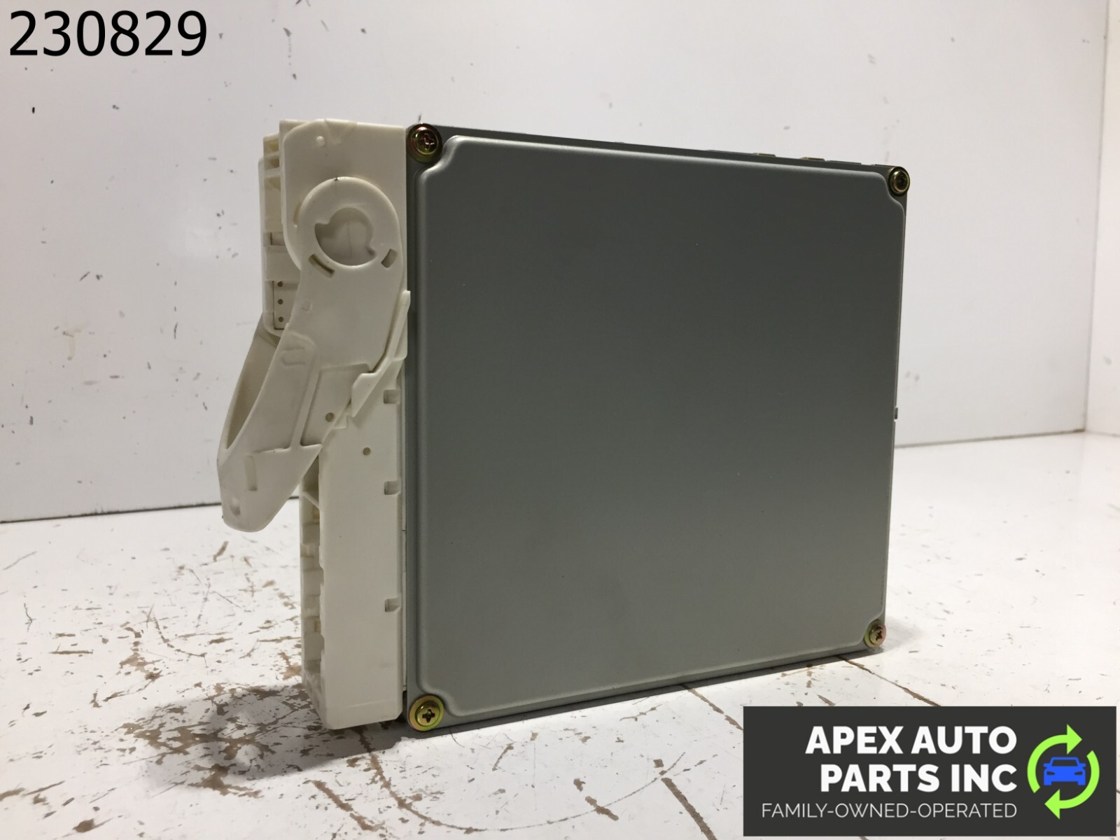 2002 2003 2004 Infinity Q45 Engine Control ECU MEC15041A1 Module 758 4B1-B4 - Image 7