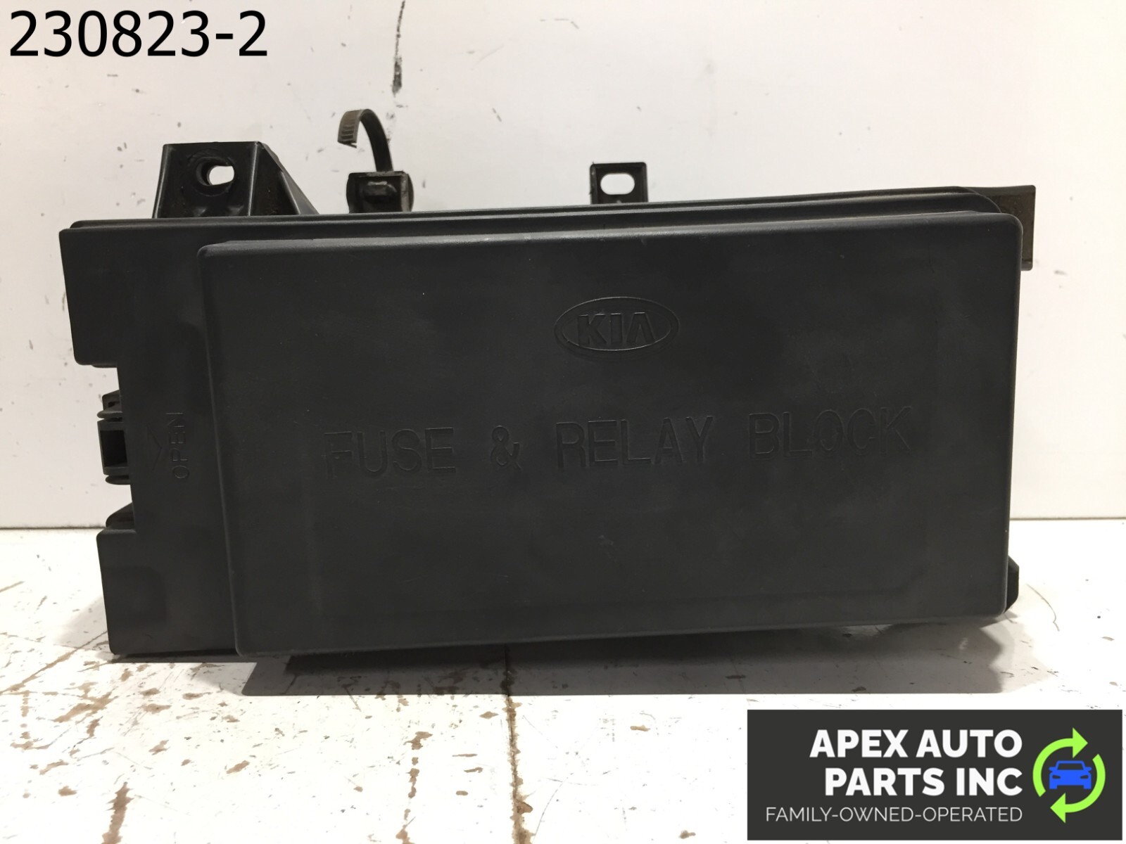 2003-2006 Kia Sorento Fusebox Fuse Box Relay Module 91160-3e000 F9L3F OEM