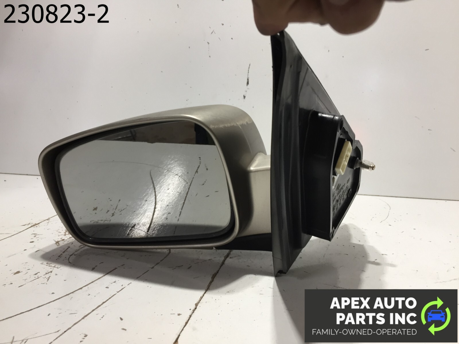 2003-2009 Kia Sorento Driver Left Side View Power Door Mirror OEM D04B49036 - Image 9