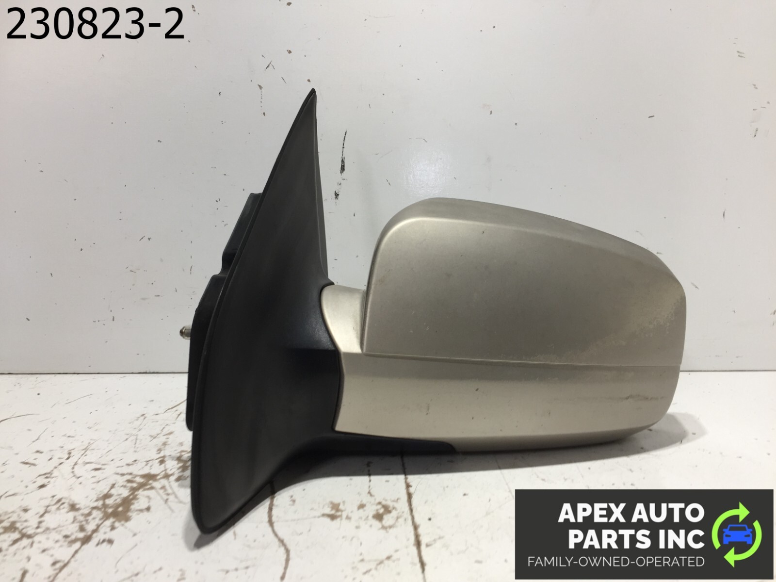 2003-2009 Kia Sorento Driver Left Side View Power Door Mirror OEM D04B49036