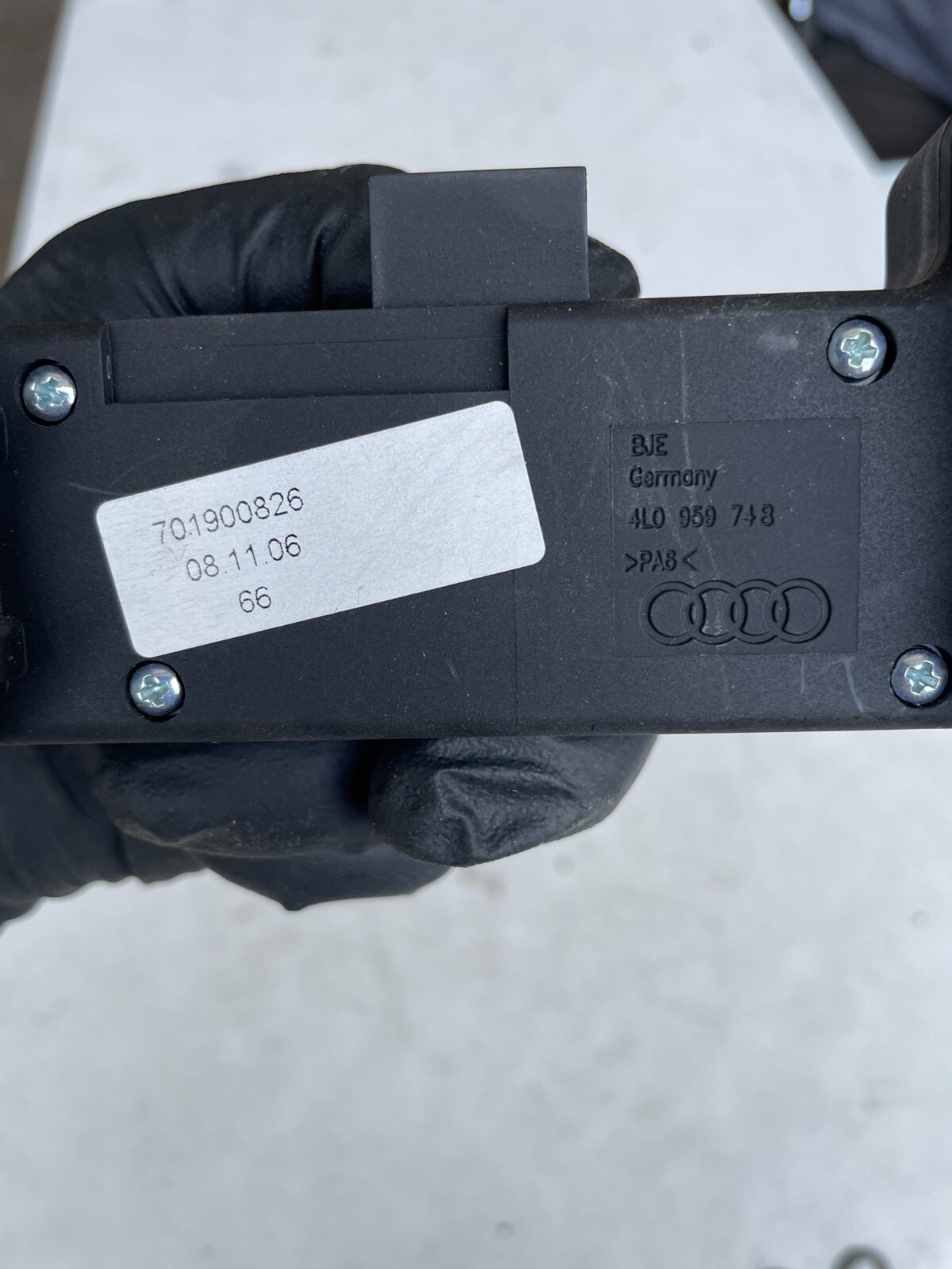 2007 - 2015 AUDI Q7 - FRONT RIGHT PASSENGER SEAT ADJUSTMENT CONTROL SWITCH OEM - Image 7