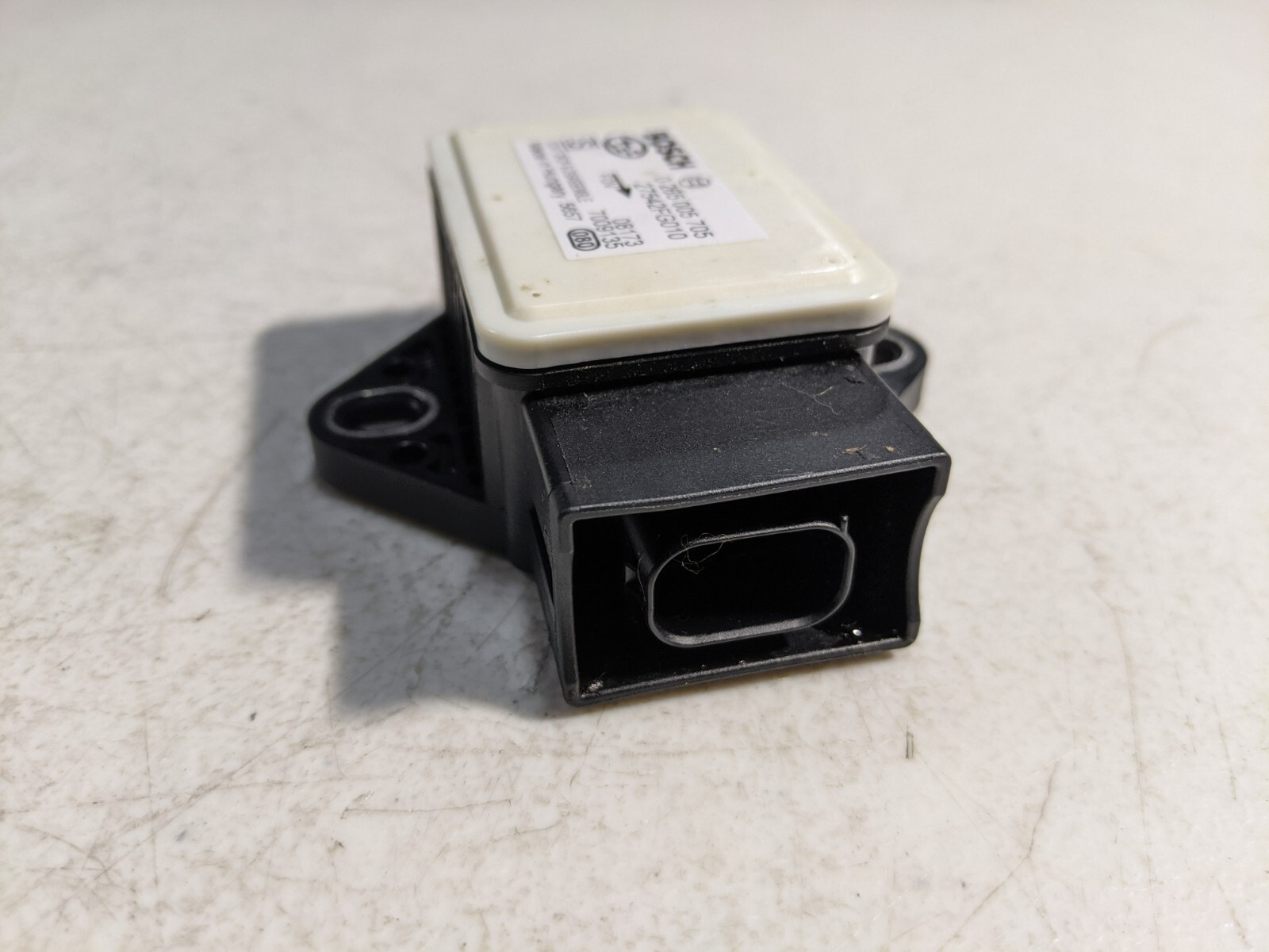 2009-2013 Subaru Forester Yaw Rate G Sensor 27542FG010 OEM - Image 4