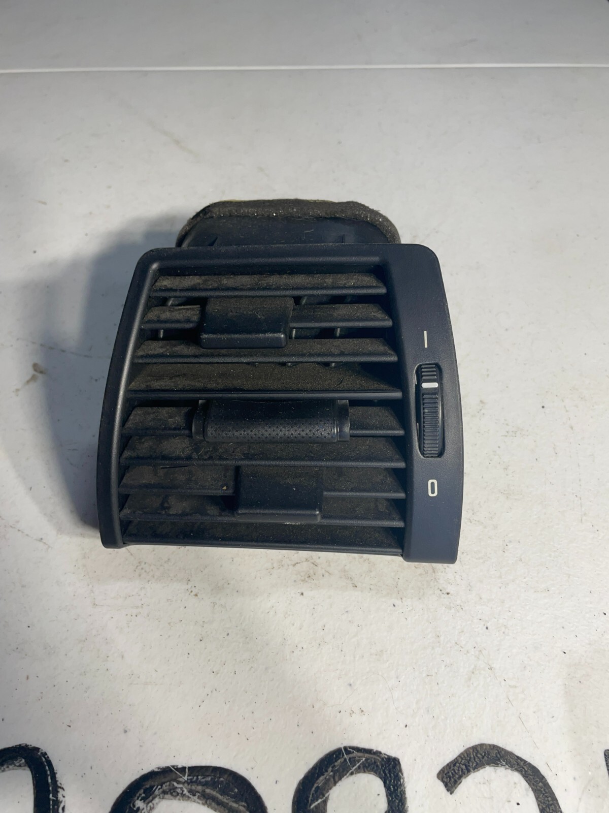 BMW 2000-2006 E53 X5 FRONT LEFT DASH BOARD A/C HEATER AIR DUAL AC VENT OEM - Image 4